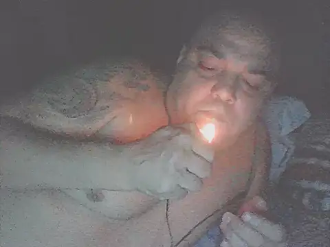 Snapshot of mauri5 chatting on September 12, 12:21 am mauri5 online show from September 12, 12:21 am