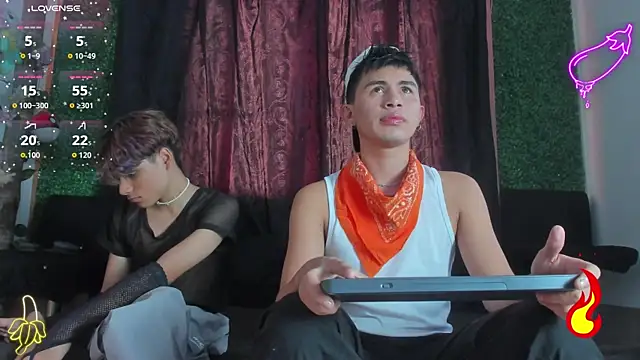 spicy adonhis online show from October 20, 7:40 pm