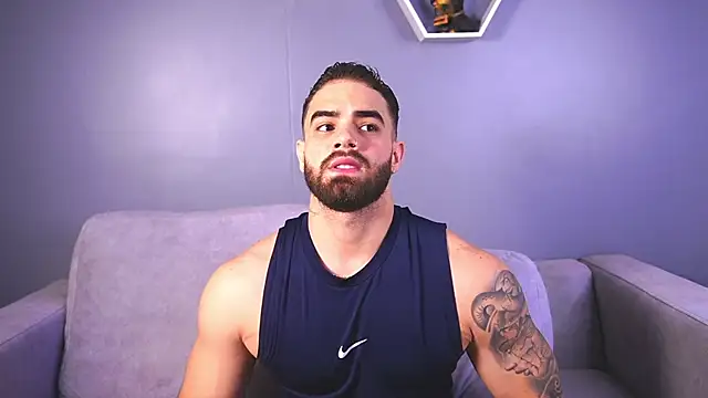 Paul Phoenix online show from November 2, 8:02 pm