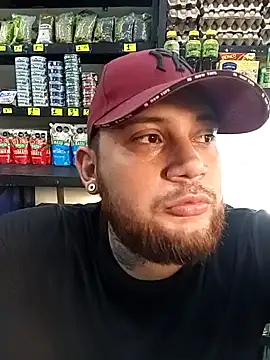 Catire10  online show from September 24, 9:35 pm