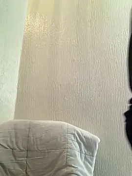 veilofstrength online show from March 26, 9:35 am