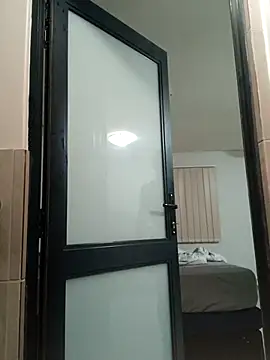 Xyz1232 online show from January 6, 7:51 pm