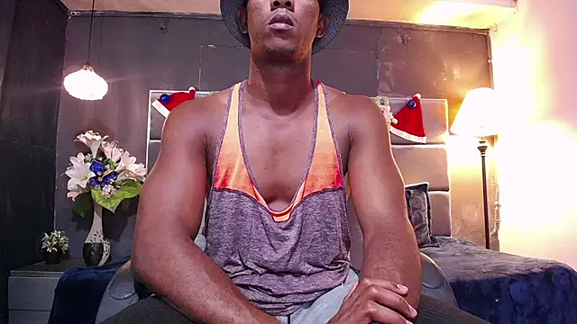 blackbignude online show from December 17, 1:35 am