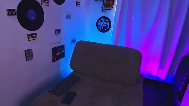 Nick Bangover  online show from April 5, 9:11 pm