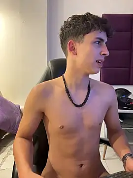 AdrianRinaldi online show from January 11, 8:12 pm