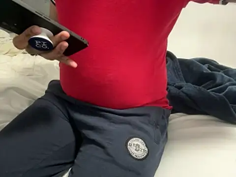 HothairyBoy2 online show from March 17, 2:48 am