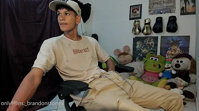 brandonstonexl online show from February 19, 12:40 am