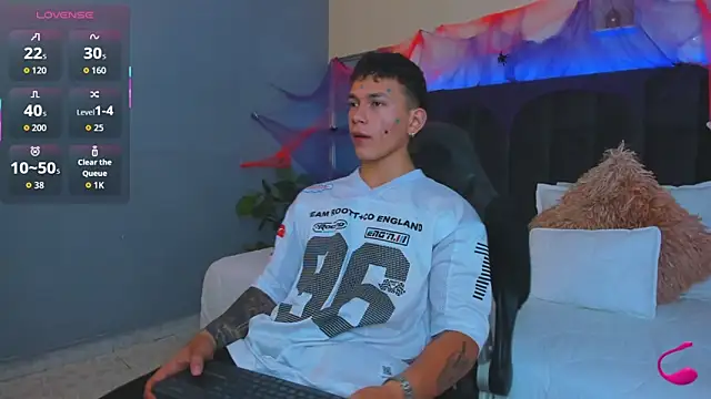 Thomas moon online show from October 28, 1:02 pm