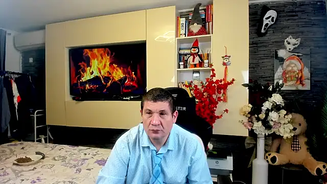 SpartacusDaddy48 online show from March 27, 1:10 am