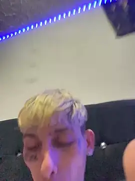 KinkyLatinCock online show from March 1, 5:40 am