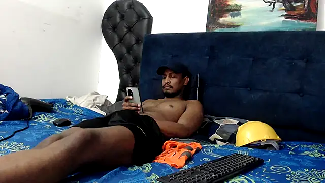 ElCaballeroNegro24 online show from May 31, 2:56 am