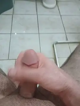Nerkcan0707 online show from August 6, 10:49 pm