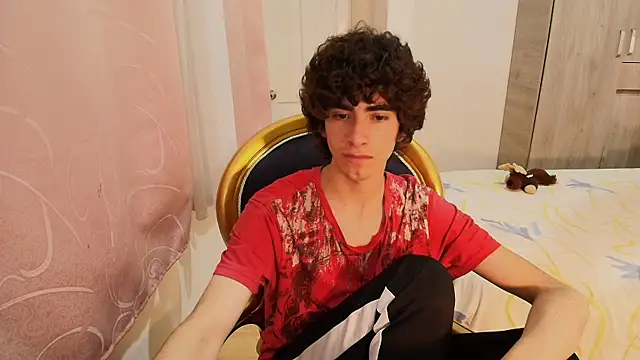 Nude Boy18 online show from November 5, 2:24 am