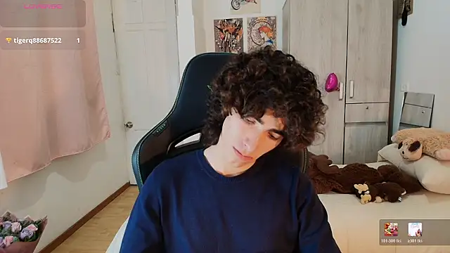 Nude Boy18 online show from February 5, 12:39 am