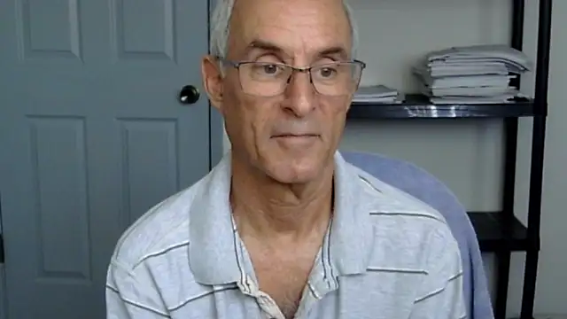 funone1999 online show from November 17, 9:07 pm