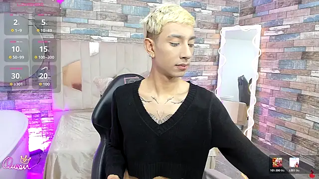 CYRUS TAY online show from May 29, 12:48 pm