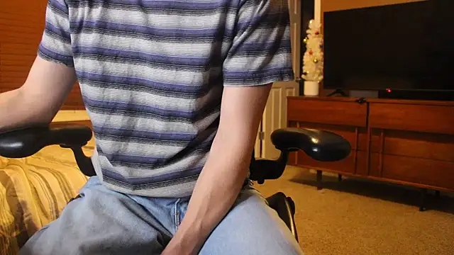 jjjjjfive online show from December 4, 3:13 am