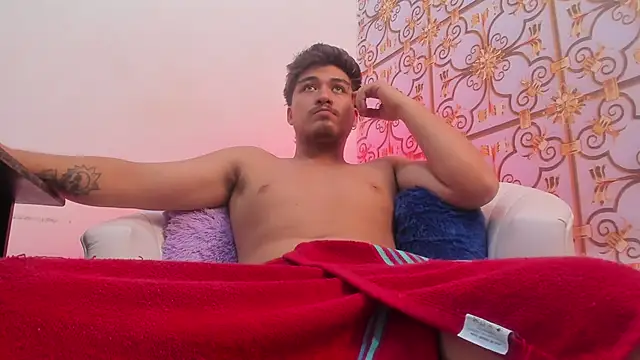 juanmechanic  online show from February 5, 5:58 am