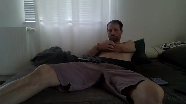 XLBarehengst online show from July 20, 1:02 pm