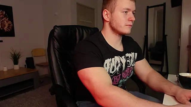 Richard Dullas online show from December 17, 2:35 pm