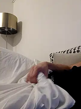 joette19cm online show from October 5, 12:25 am