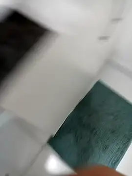 Snapshot of comobucetinhas chatting on October 3, 6:46 pm comobucetinhas online show from October 3, 6:46 pm