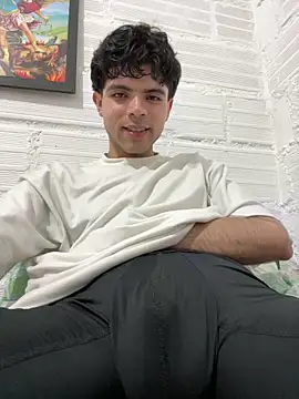 Axel-Mejia online show from November 15, 3:08 am