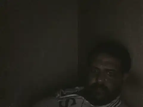 elpoop7305 online show from May 18, 2:08 am