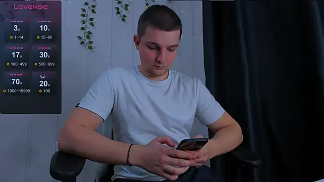 Your Claddagh online show from December 13, 9:54 pm