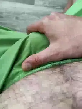 Snapshot of hansvonerotic1 chatting on September 28, 12:58 pm hansvonerotic1 online show from September 28, 12:58 pm