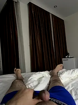 yalnizkalp34 online show from December 5, 10:17 pm