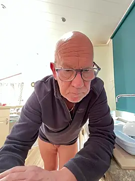 philefc online show from March 16, 9:57 am