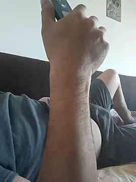 flr196 online show from March 15, 8:11 am