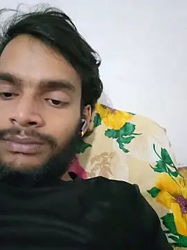 Snapshot of yashuuuu021 chatting on October 27, 3:25 pm yashuuuu021 online show from October 27, 3:25 pm