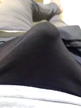 Snapshot of JoaoPedro17cm chatting on September 15, 1:12 pm JoaoPedro17cm online show from September 15, 1:12 pm