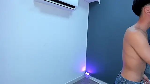 stephane rouss online show from November 8, 7:50 pm