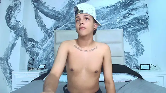 ThiagoCollin online show from September 25, 9:13 pm