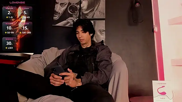 jett savage online show from November 10, 1:49 pm