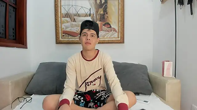 Felipe Cold online show from November 22, 2:55 am