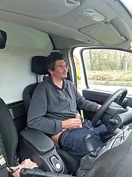 twitshe online show from March 11, 12:56 pm