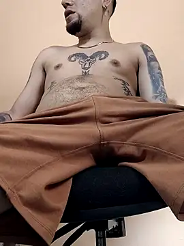 Juuaanp3 online show from May 25, 2:23 pm