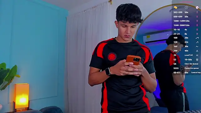 Leo Savage  online show from February 1, 3:49 am