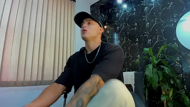 Alexander ferre online show from October 15, 12:57 pm