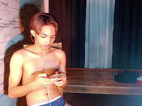 addicted to alex online show from January 11, 1:04 pm