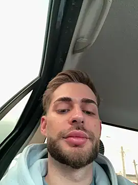 yourangel2001 online show from March 27, 12:28 pm