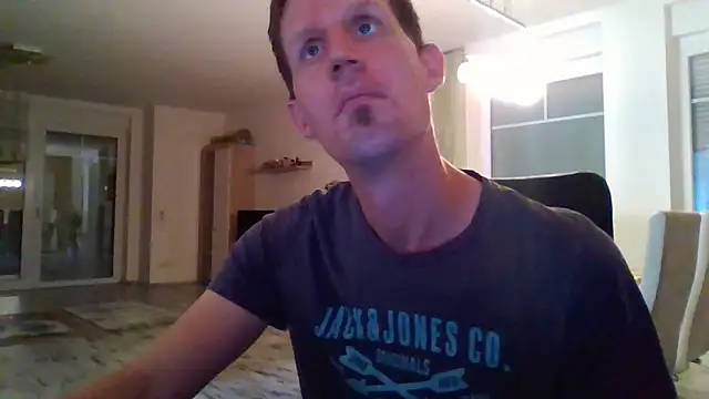 Snapshot of Trockenbau chatting on September 12, 1:33 pm Trockenbau online show from September 12, 1:33 pm