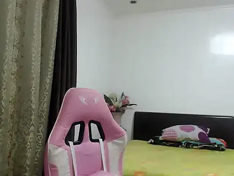 asianhottyboy online show from October 12, 11:37 am