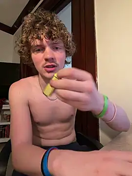 landen432 online show from April 22, 8:46 pm