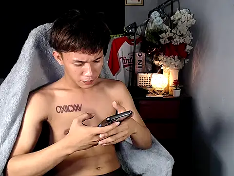 naughtyboyloy 0 online show from March 8, 2:43 pm