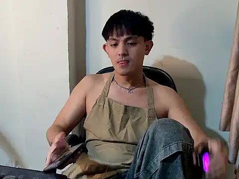 boypratama29 online show from October 15, 11:51 am